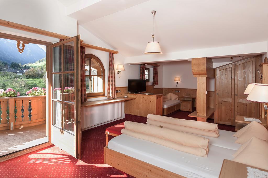Hotel Dornauhof Finkenberg Pokój zdjęcie