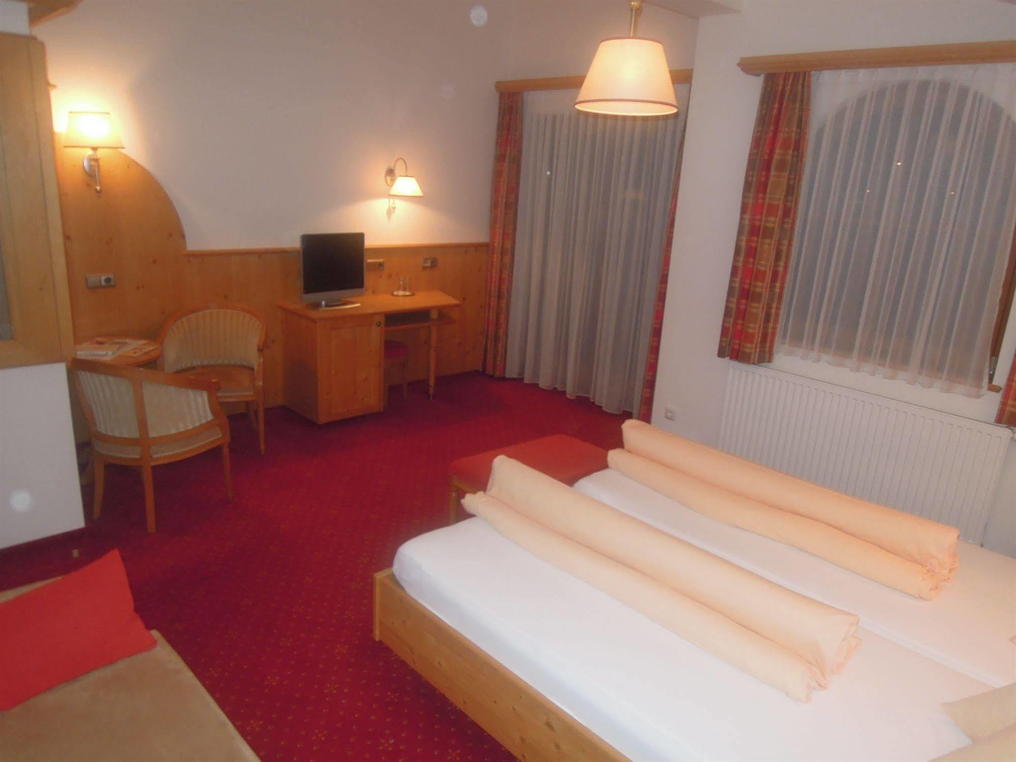 Hotel Dornauhof Finkenberg Zewnętrze zdjęcie